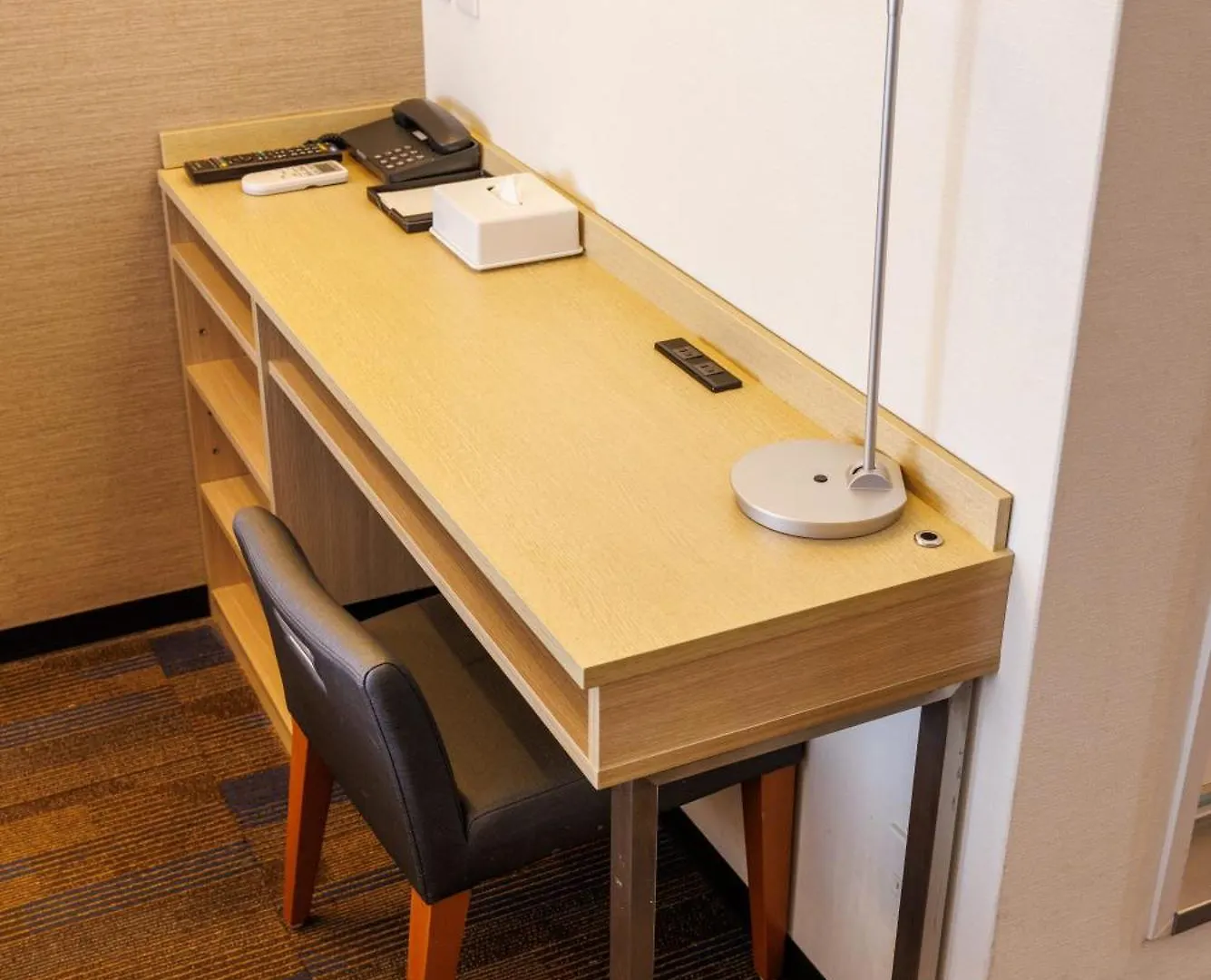 Floral Hotel East Shinsaibashi 大阪市